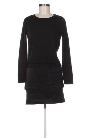 Рокля COS, Размер S, Цвят Черен, Цена 48,99 лв.