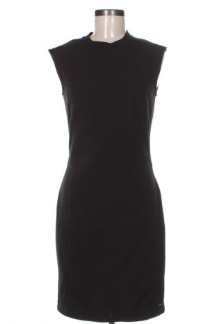 Рокля Calvin Klein Jeans, Размер M, Цвят Черен, Цена 173,71 лв.