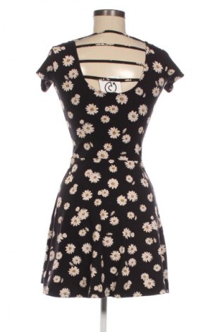 Рокля Clockhouse, Размер XS, Цвят Многоцветен, Цена 23,99 лв.