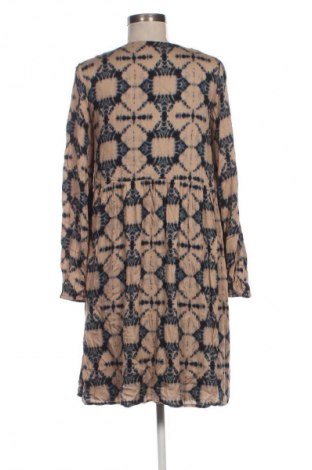 Ruha Comma,, Méret S, Szín Sokszínű, Ár 16 422 Ft