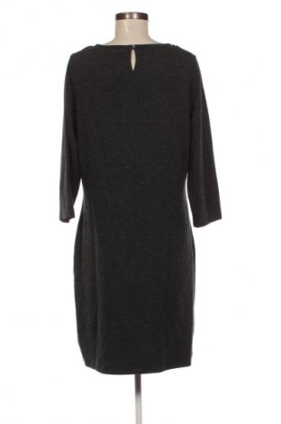 Ruha Comma,, Méret L, Szín Szürke, Ár 15 639 Ft