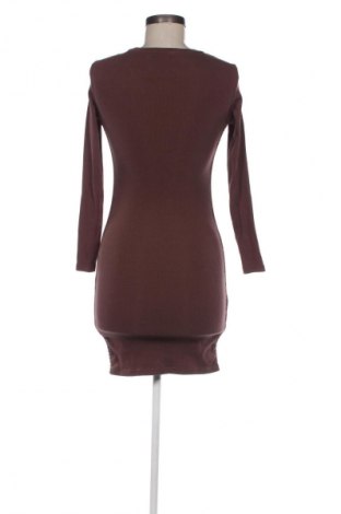 Рокля Cropp, Размер S, Цвят Кафяв, Цена 48,00 лв.