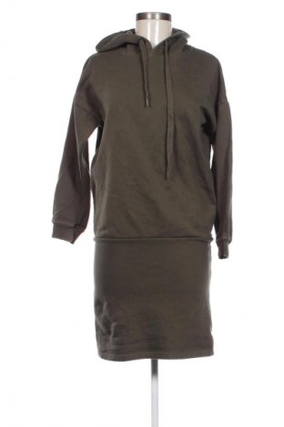 Sukienka DEF, Rozmiar S, Kolor Zielony, Cena 67,00 zł