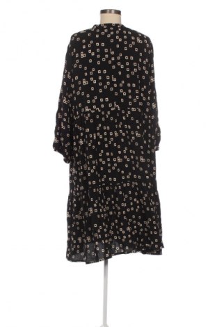 Рокля Daphne, Размер XL, Цвят Многоцветен, Цена 39,06 лв.