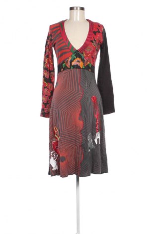Šaty  Desigual, Veľkosť M, Farba Viacfarebná, Cena  43,95 €