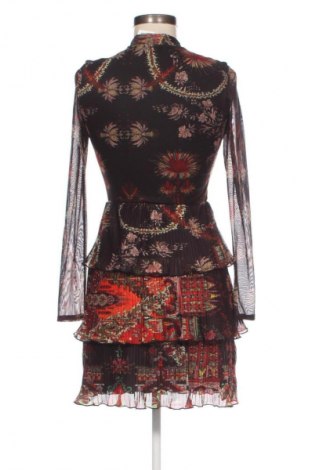 Sukienka Desigual, Rozmiar S, Kolor Kolorowy, Cena 188,51 zł