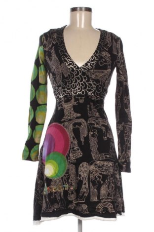 Šaty  Desigual, Velikost S, Barva Vícebarevné, Cena  1 183,00 Kč