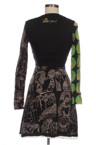 Šaty  Desigual, Velikost S, Barva Vícebarevné, Cena  1 183,00 Kč
