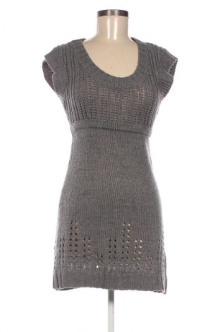 Kleid Edc By Esprit, Größe XS, Farbe Grau, Preis 16,99 €