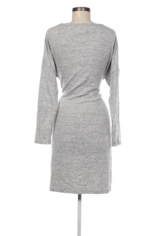 Sukienka Esmara, Rozmiar XL, Kolor Szary, Cena 38,99 zł
