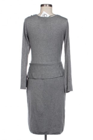 Šaty  Esprit, Velikost M, Barva Šedá, Cena  619,00 Kč