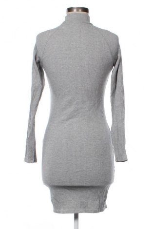 Kleid Fb Sister, Größe L, Farbe Grau, Preis 8,99 €