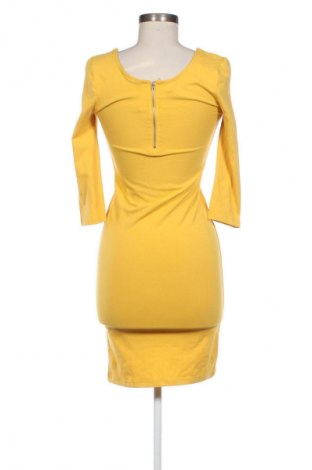 Φόρεμα Fisherfield, Μέγεθος S, Χρώμα Κίτρινο, Τιμή 14,83 €