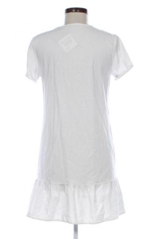 Рокля Fisherfield, Размер M, Цвят Бял, Цена 39,10 лв.