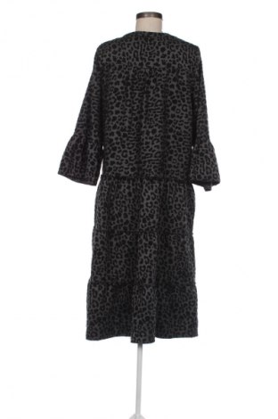 Kleid Flowers For Friends, Größe M, Farbe Mehrfarbig, Preis 66,00 €