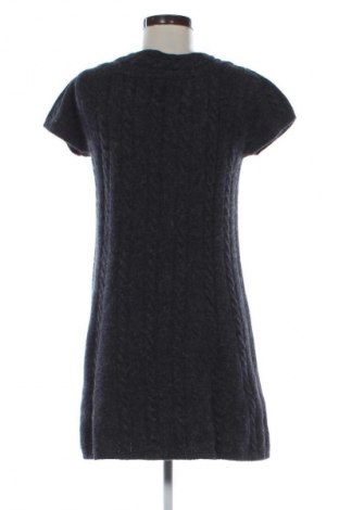 Рокля Gant, Размер M, Цвят Сив, Цена 99,00 лв.