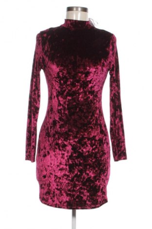 Рокля Gina Tricot, Размер S, Цвят Червен, Цена 30,60 лв.