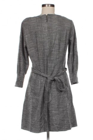 Рокля H&M, Размер L, Цвят Многоцветен, Цена 18,99 лв.