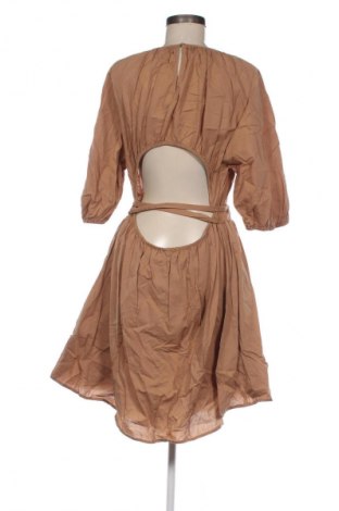 Рокля H&M, Размер L, Цвят Кафяв, Цена 29,00 лв.