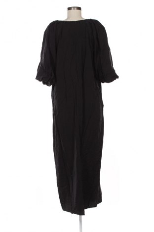 Рокля H&M, Размер XL, Цвят Черен, Цена 28,88 лв.
