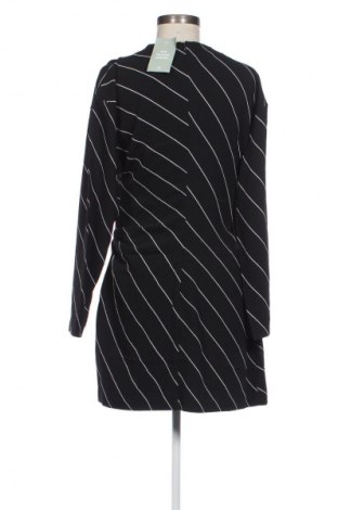 Рокля H&M, Размер M, Цвят Многоцветен, Цена 37,99 лв.