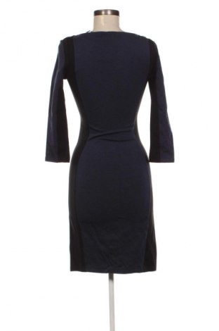 Рокля H&M, Размер XS, Цвят Многоцветен, Цена 35,99 лв.