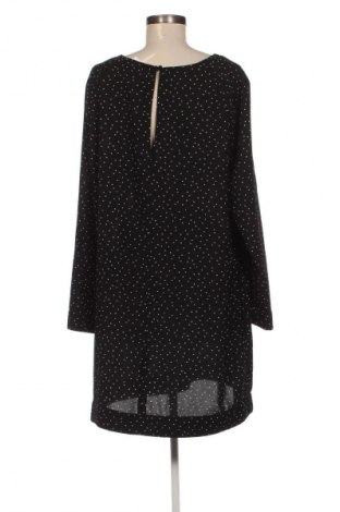 Рокля H&M, Размер XL, Цвят Многоцветен, Цена 21,99 лв.