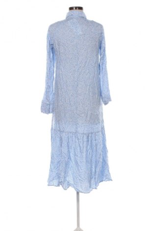 Рокля H&M, Размер XS, Цвят Многоцветен, Цена 45,98 лв.