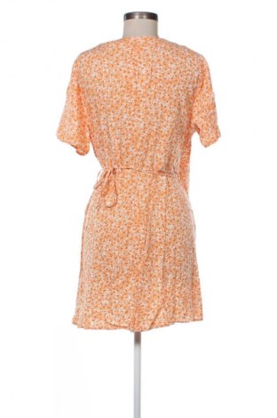 Рокля H&M, Размер L, Цвят Многоцветен, Цена 28,88 лв.