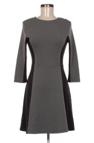 Šaty  H&M Divided, Velikost M, Barva Šedá, Cena  199,00 Kč