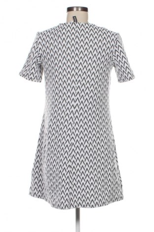 Sukienka H&M Divided, Rozmiar M, Kolor Kolorowy, Cena 31,99 zł