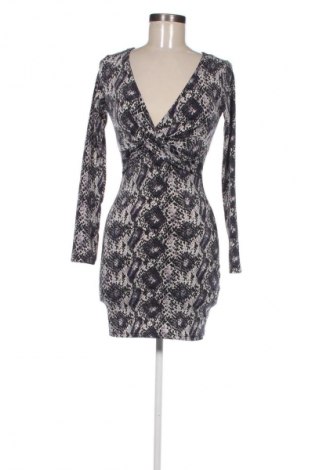 Рокля H&M Divided, Размер S, Цвят Многоцветен, Цена 29,00 лв.