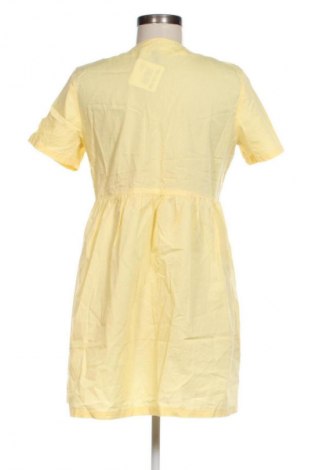 Рокля H&M Divided, Размер S, Цвят Жълт, Цена 29,00 лв.