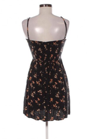 Рокля H&M Divided, Размер S, Цвят Многоцветен, Цена 23,99 лв.