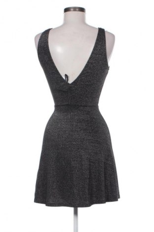 Kleid H&M Divided, Größe XXS, Farbe Mehrfarbig, Preis € 10,99