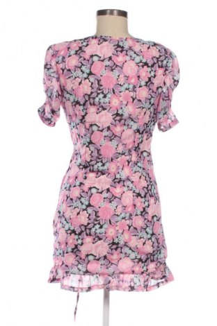 Рокля H&M Divided, Размер M, Цвят Многоцветен, Цена 29,33 лв.