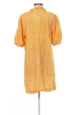 Kleid Ichi, Größe M, Farbe Mehrfarbig, Preis € 25,00