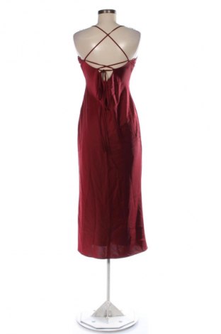 Рокля Jake*s, Размер M, Цвят Червен, Цена 142,99 лв.