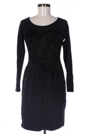 Rochie Juffrouw Jansen, Mărime M, Culoare Negru, Preț 216,08 Lei