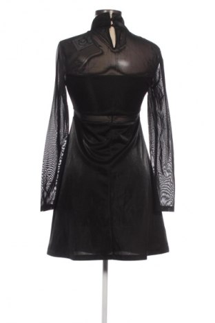 Sukienka Katy Perry exclusive for ABOUT YOU, Rozmiar M, Kolor Czarny, Cena 147,88 zł