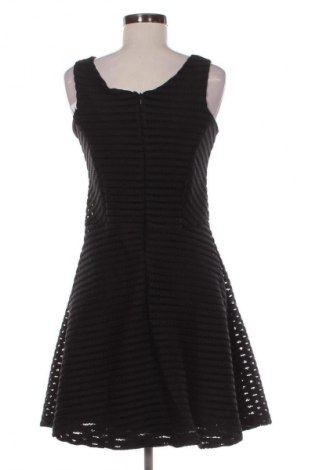 Kleid LC Waikiki, Größe M, Farbe Schwarz, Preis 14,83 €