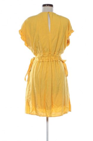 Sukienka LCW, Rozmiar M, Kolor Żółty, Cena 52,99 zł