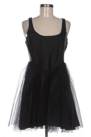 Рокля Lace & Beads, Размер M, Цвят Черен, Цена 117,99 лв.