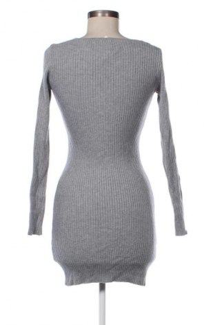 Ruha M.b. 21, Méret M, Szín Szürke, Ár 5 865 Ft