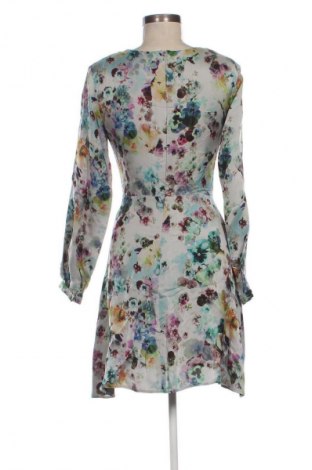 Sukienka Magmalou, Rozmiar S, Kolor Kolorowy, Cena 188,51 zł