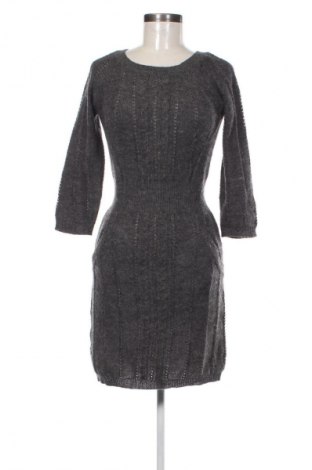 Šaty  Mango, Velikost M, Barva Šedá, Cena  428,00 Kč