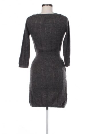 Šaty  Mango, Velikost M, Barva Šedá, Cena  428,00 Kč