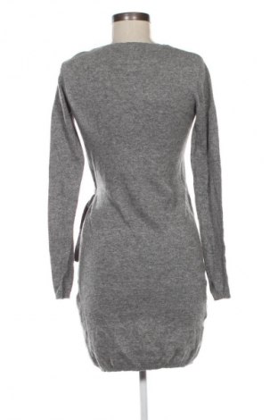 Sukienka Mango, Rozmiar S, Kolor Szary, Cena 147,34 zł