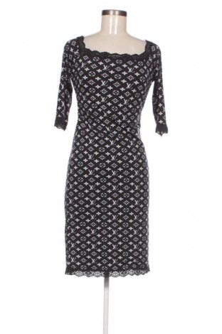 Kleid Manuela, Größe M, Farbe Mehrfarbig, Preis 9,99 €