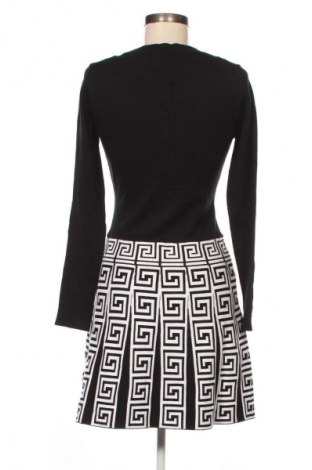 Рокля Melrose, Размер S, Цвят Многоцветен, Цена 46,99 лв.